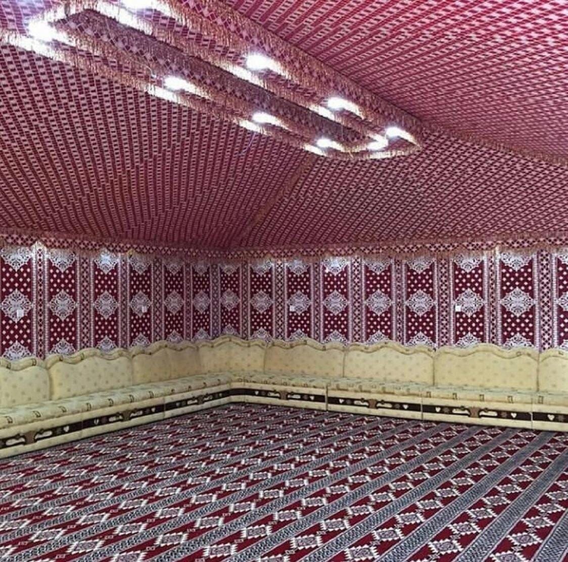 بيوت الشعر والجلسات العربية الخارجية